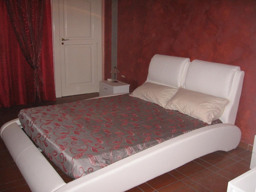 Golden Dreams Bed and Breakfast Bari Værelse billede